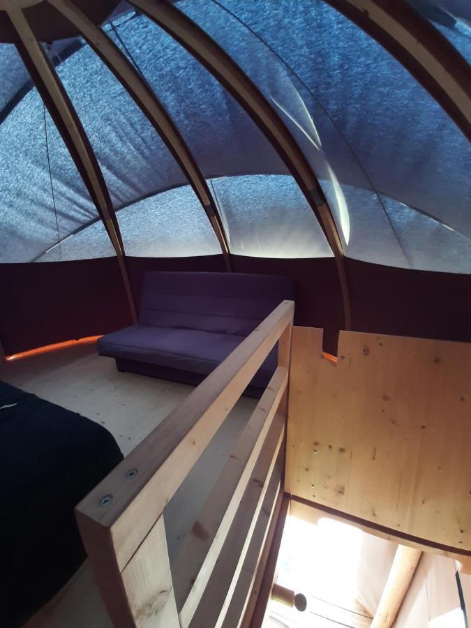 Hotel Dôme Idylle à Bailly-le-Franc Extérieur photo